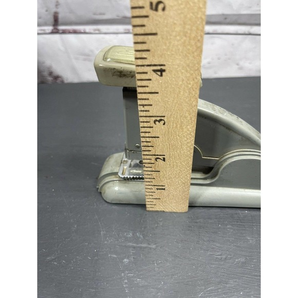 Vintage Art Deco No. 3 Swingline Speed Stapler Works Great Grey Made in USA - Picture 9 of 9